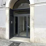 Casa Ettore By Apulia Апартаменты Бари